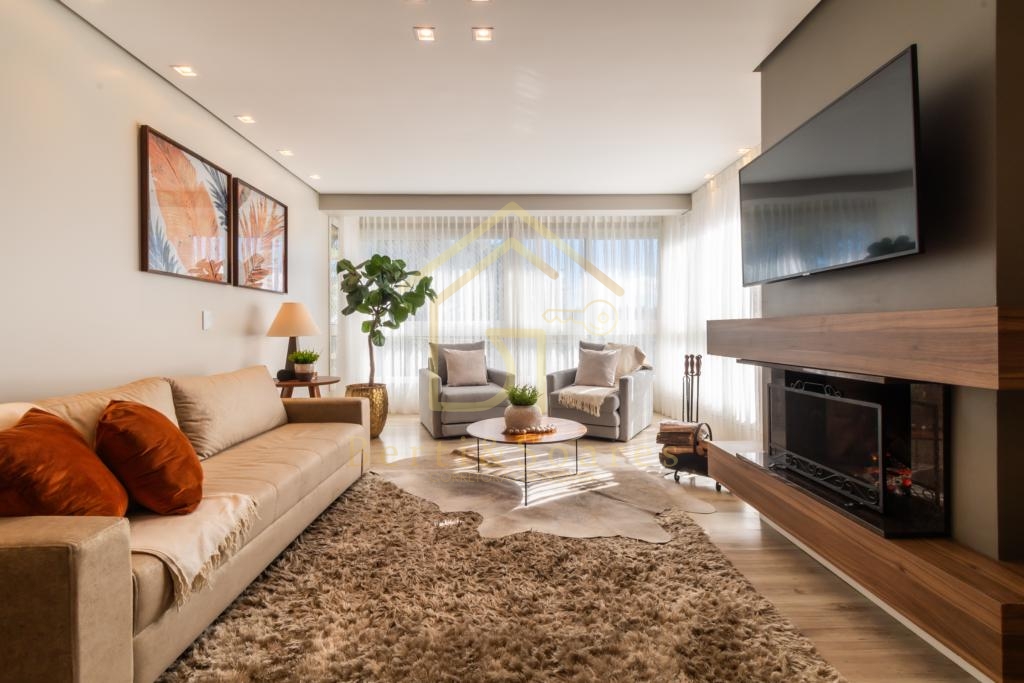 Apartamento 3 Dormitórios